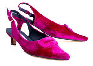 Fuchsia Kitten Heel shoes in Velvet
